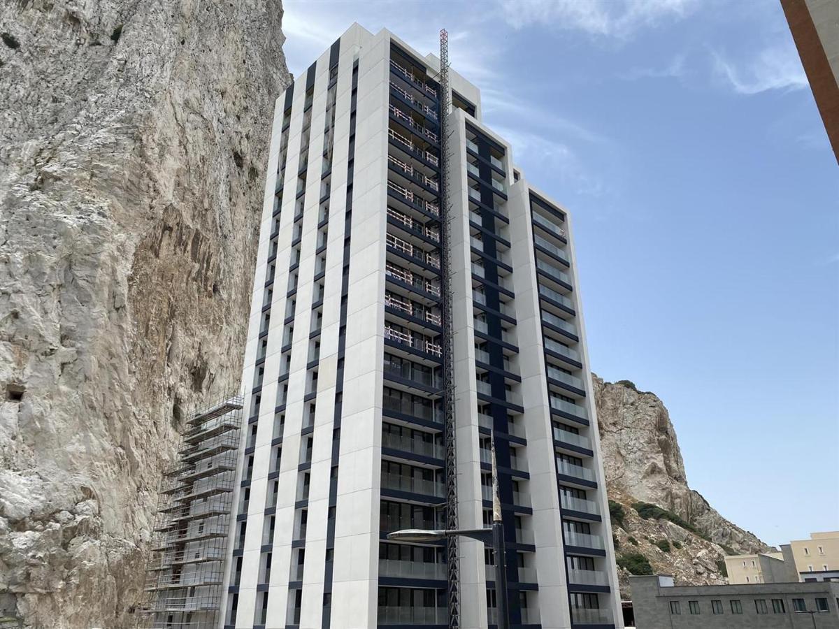 E1 Apartment High Level Sea View ジブラルタル エクステリア 写真