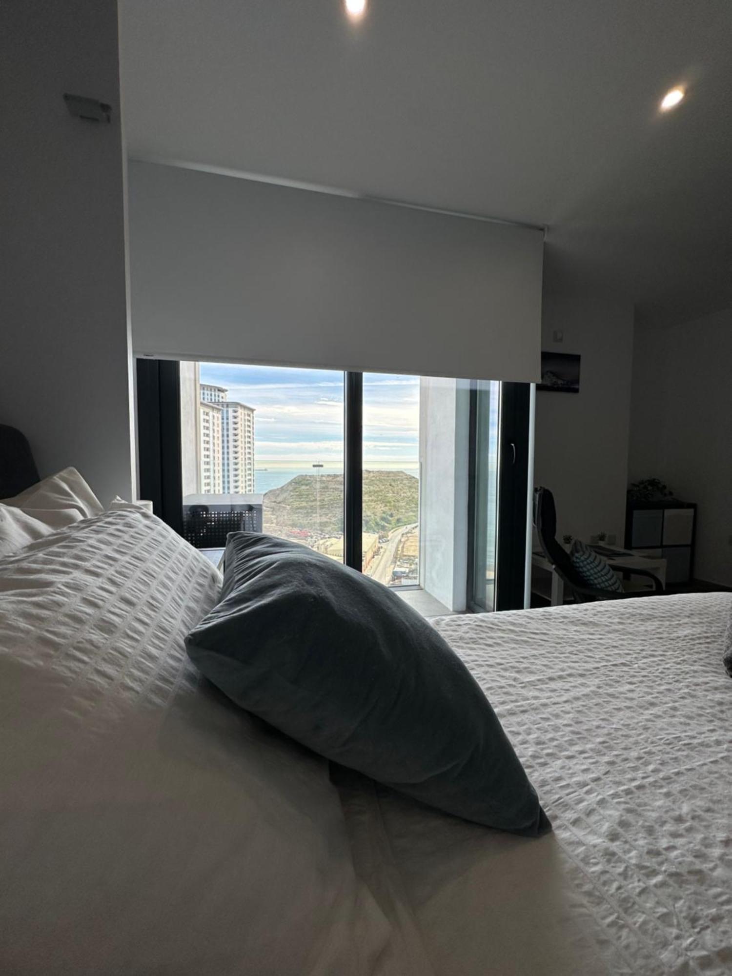E1 Apartment High Level Sea View ジブラルタル エクステリア 写真